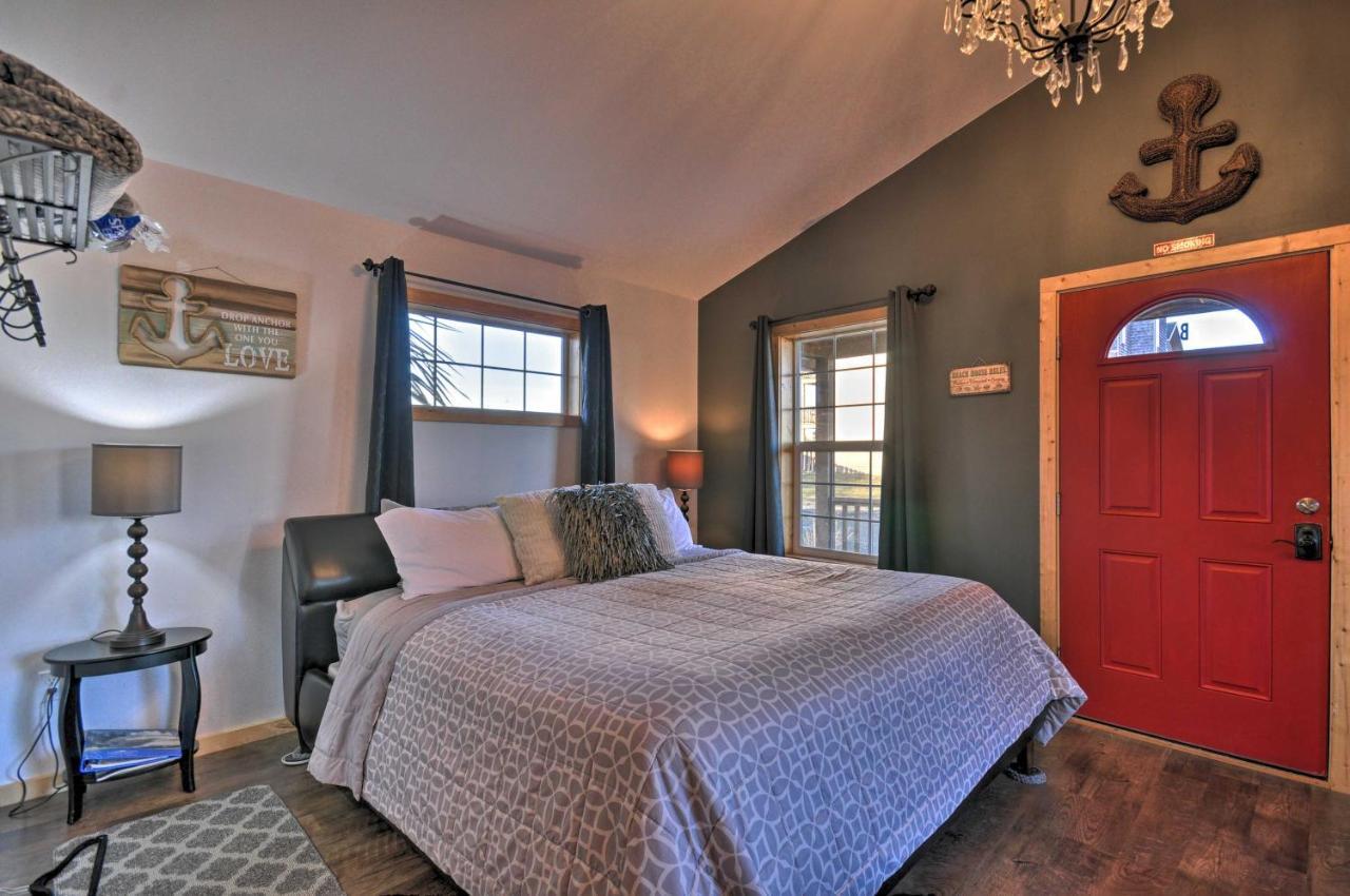 Apartment Coastal Retreat In Long Walk To Attractions Long Beach