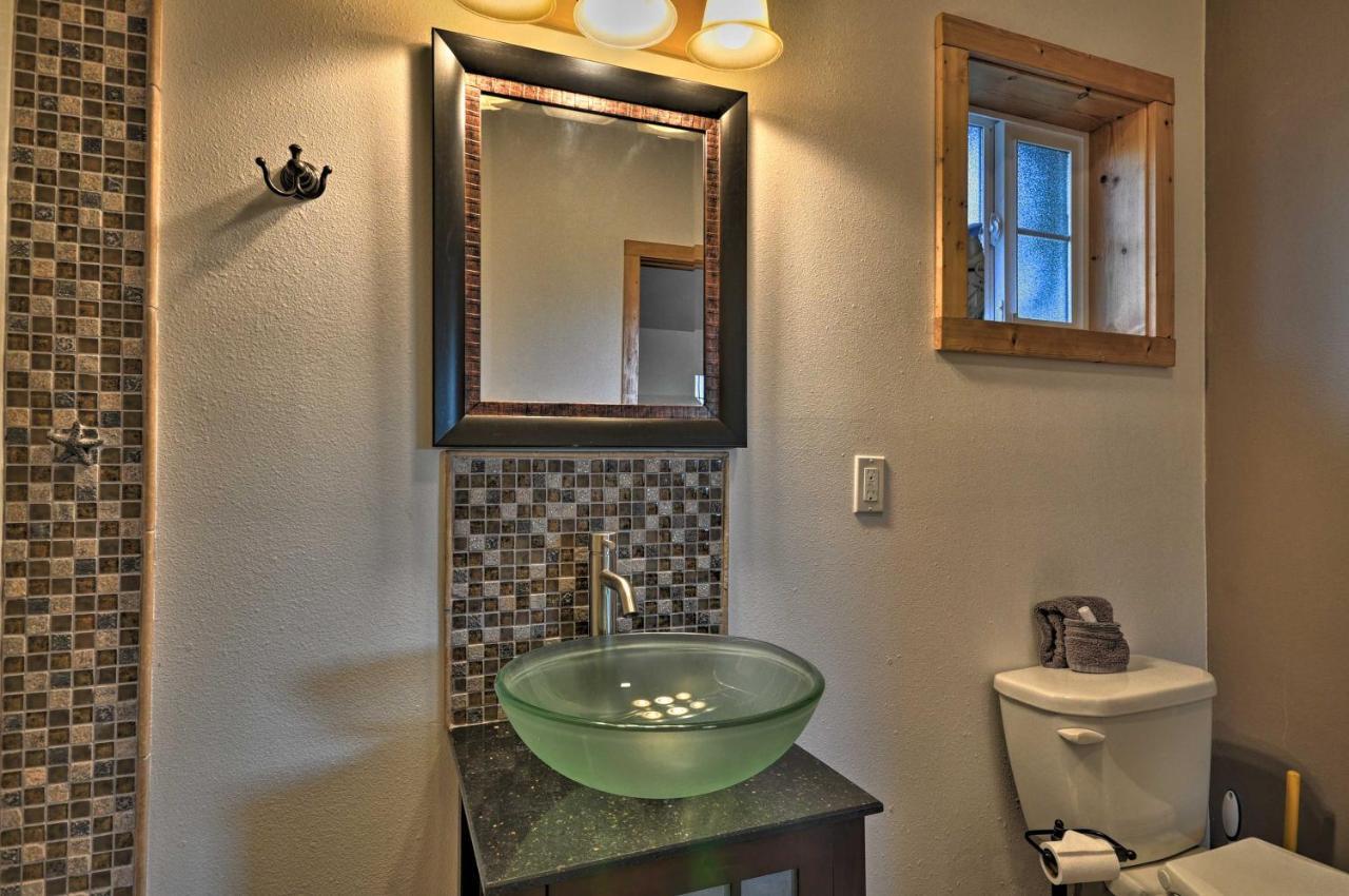 Coastal Retreat In Long Walk To Attractions